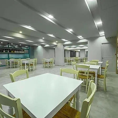 Paradise Hotel