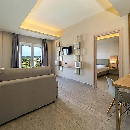 Paradise Hotel