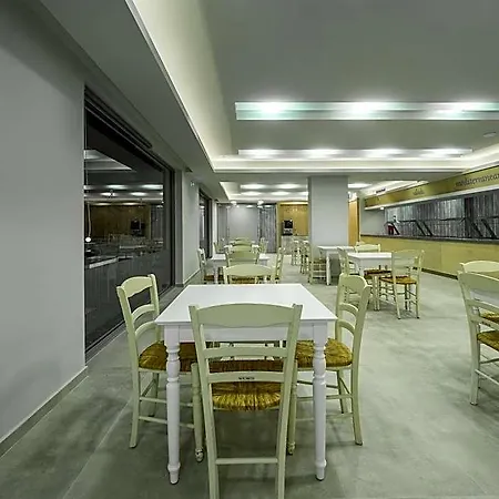 Paradise Hotel Methone