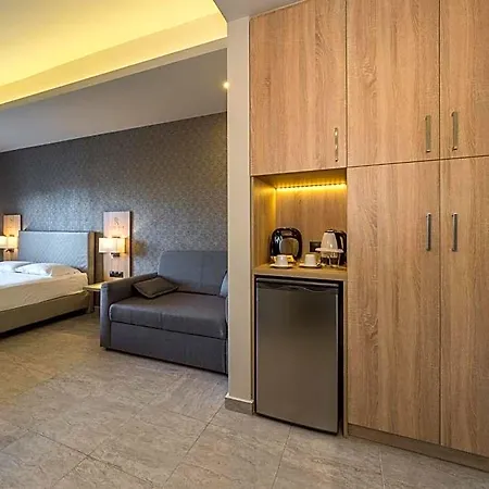 Paradise Hotel