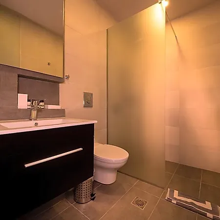 Paradise Hotel 4*